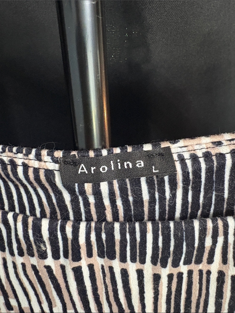 Wide-Leg Patterned Pants in Black & White - Picture 2 of 3